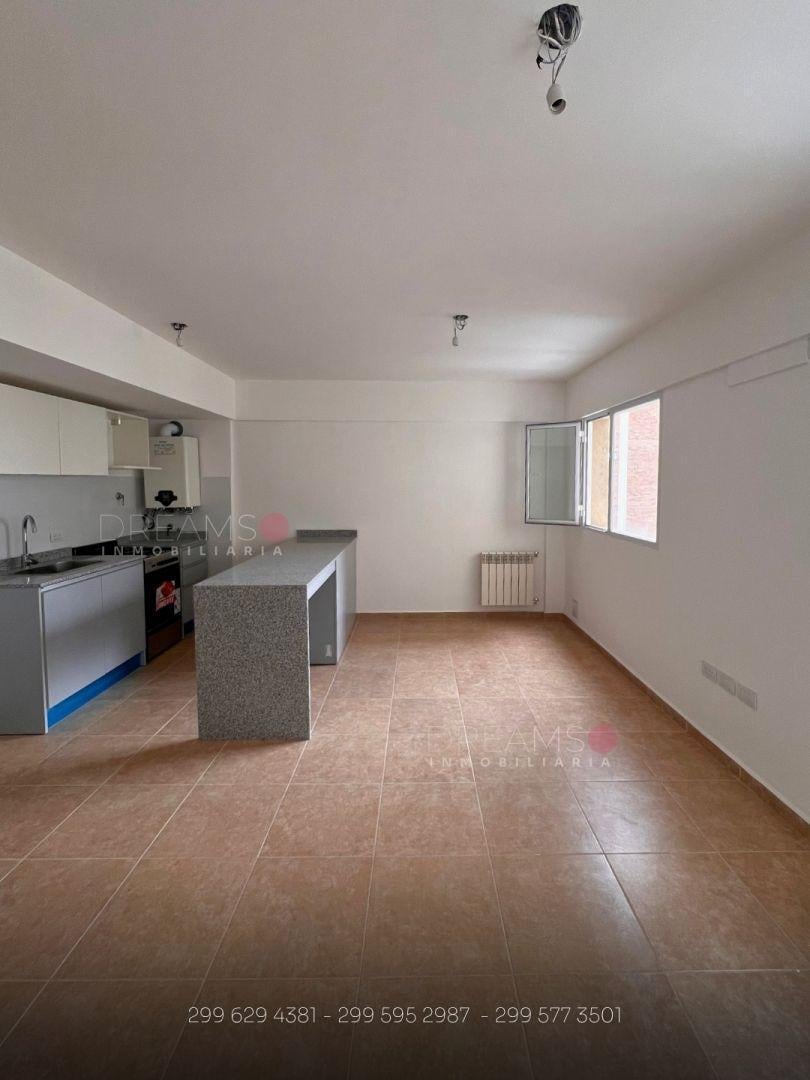 Foto de Departamento 0 ambientes 1 dormitorios. | Jujuy al 300, imagen 3