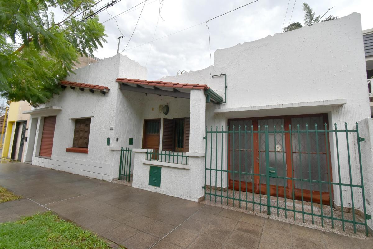 Casa en Venta de 3 Dorm., Cochera, Patio Seco Rio Bamba Al 7500 - Santa Fe 2