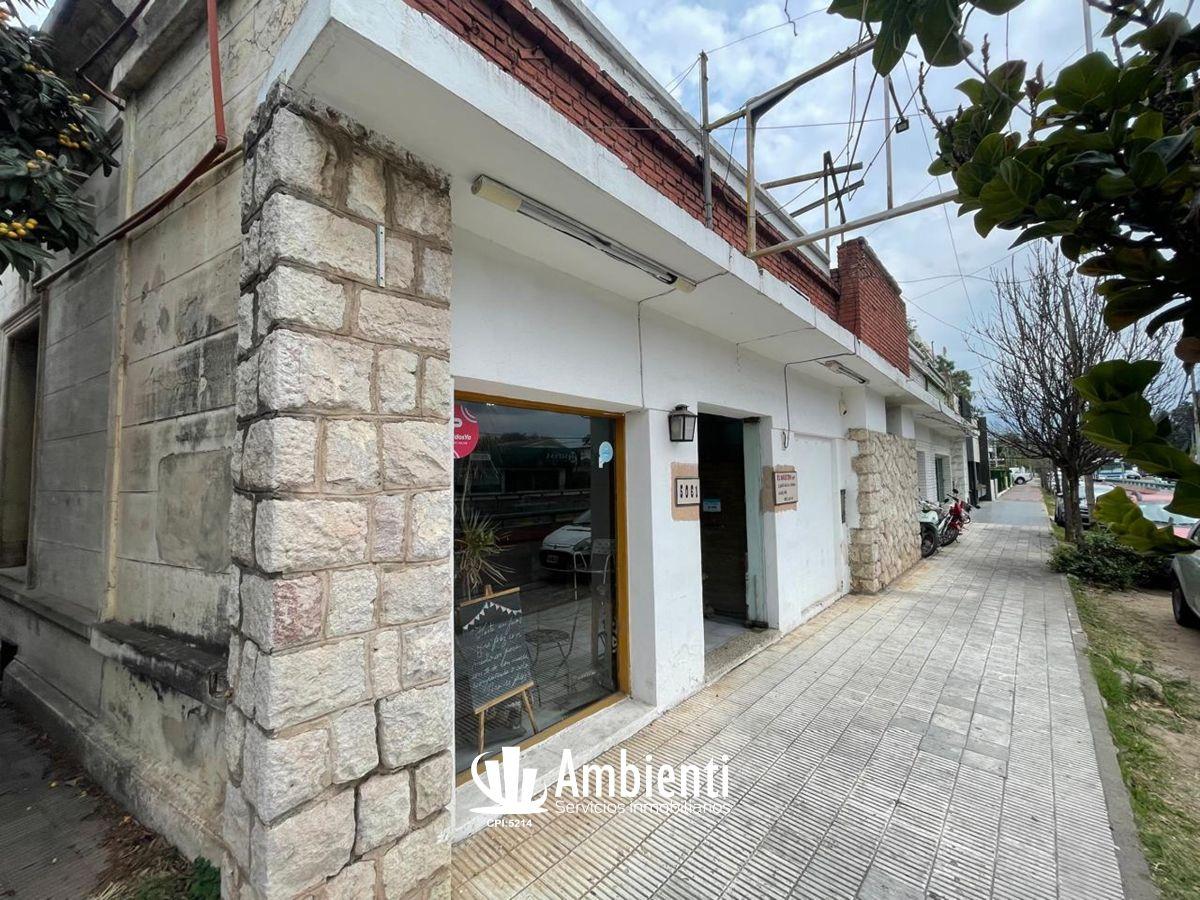 Foto de Esquina comercial/institucional - Mujer Urbana, imagen 2