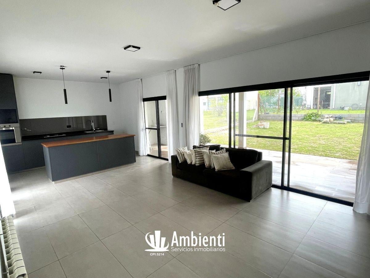 Foto de VIVIENDA CON FLEXIBILIDAD FUNCIONAL - Para familias con Independencia!, imagen 3