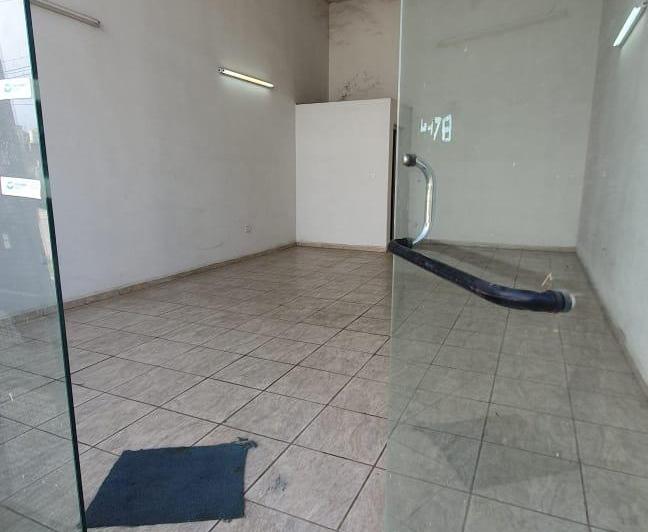 ALQUILER LOCAL FERREYRA  5