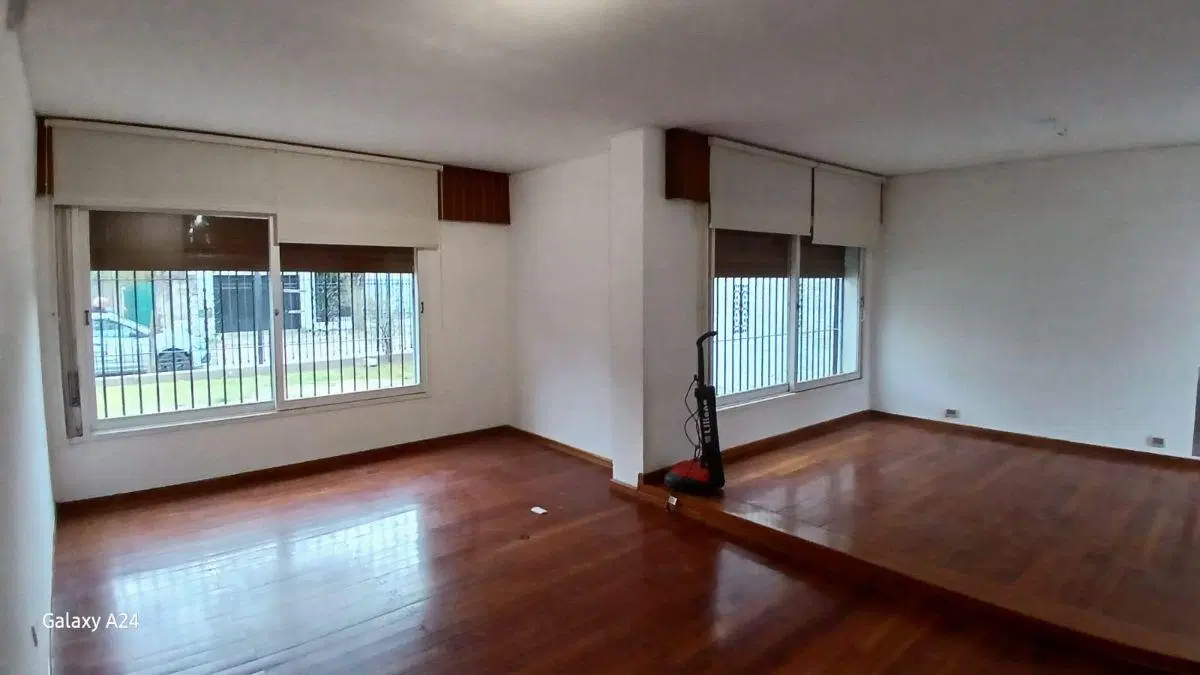 ALQUILER CASA CERRO - USO COMERCIAL 3