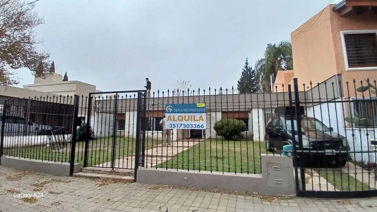 ALQUILER CASA CERRO - USO COMERCIAL 2