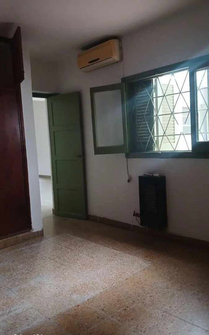 Casa de 2 dormitorios con cochera Barrio San Martin 3