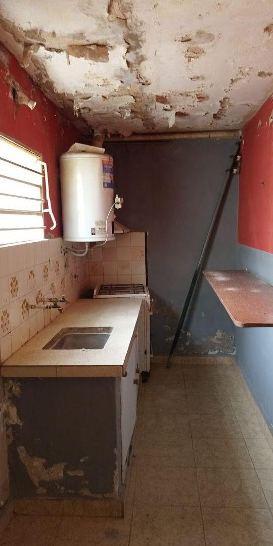 Casa a Refaccionar a 1 cuadra de Av Fuerza Aerea