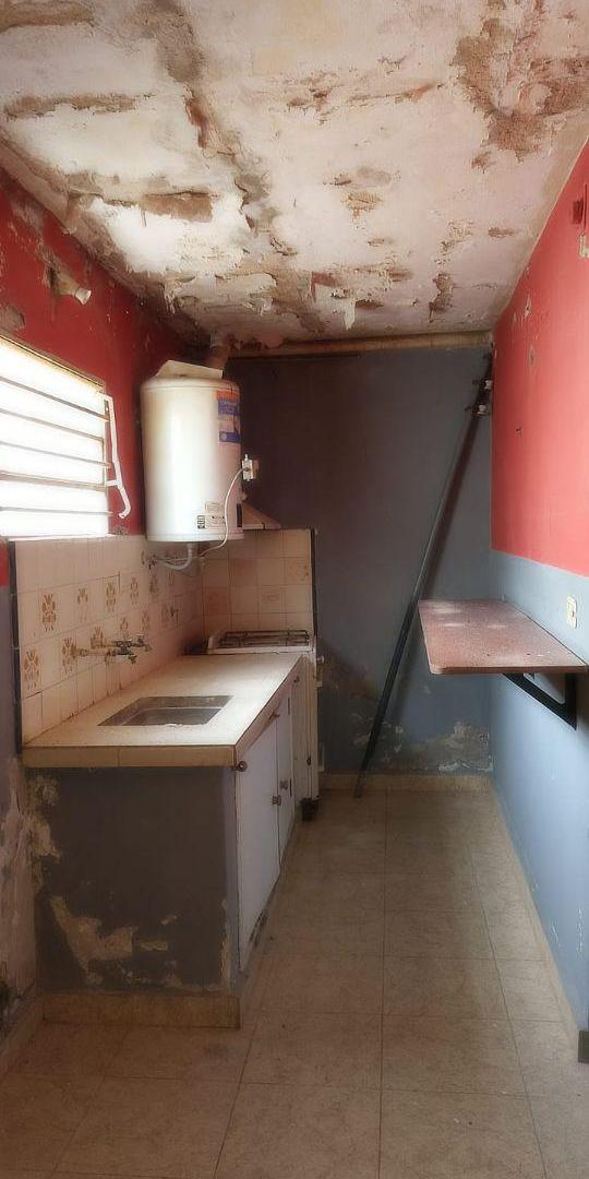 Casa a Refaccionar a 1 cuadra de Av Fuerza Aerea
