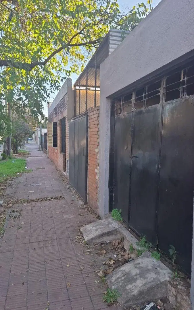 Barrio San Martin Norte Vendo Casa a remodelar 3