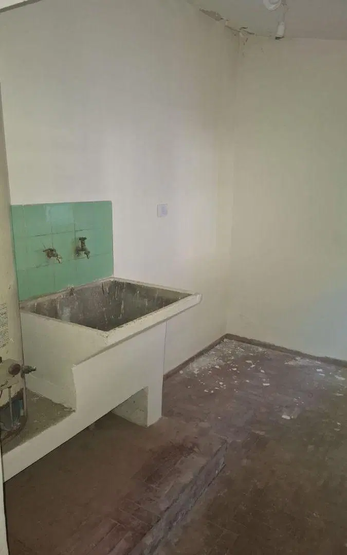 Barrio San Martin Norte Vendo Casa a remodelar 4