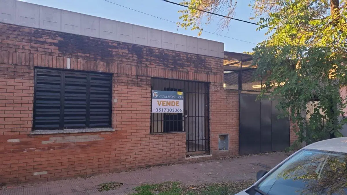 Barrio San Martin Norte Vendo Casa a remodelar 5