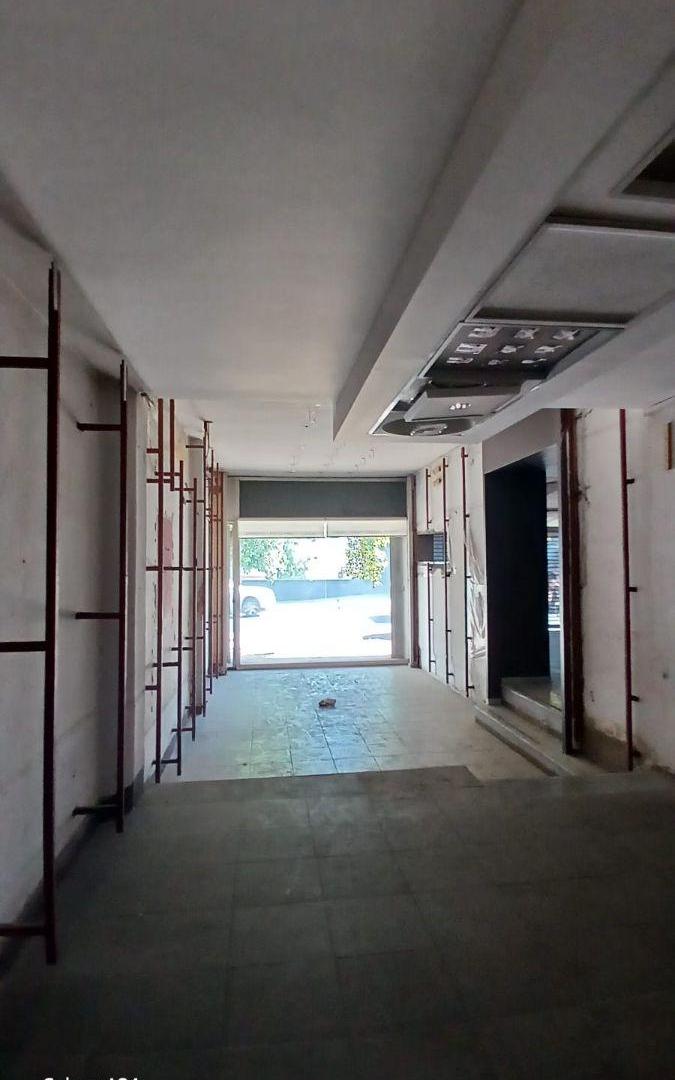 Foto de Alquiler Galpon Esquiu casi Ibarbalz, imagen 1