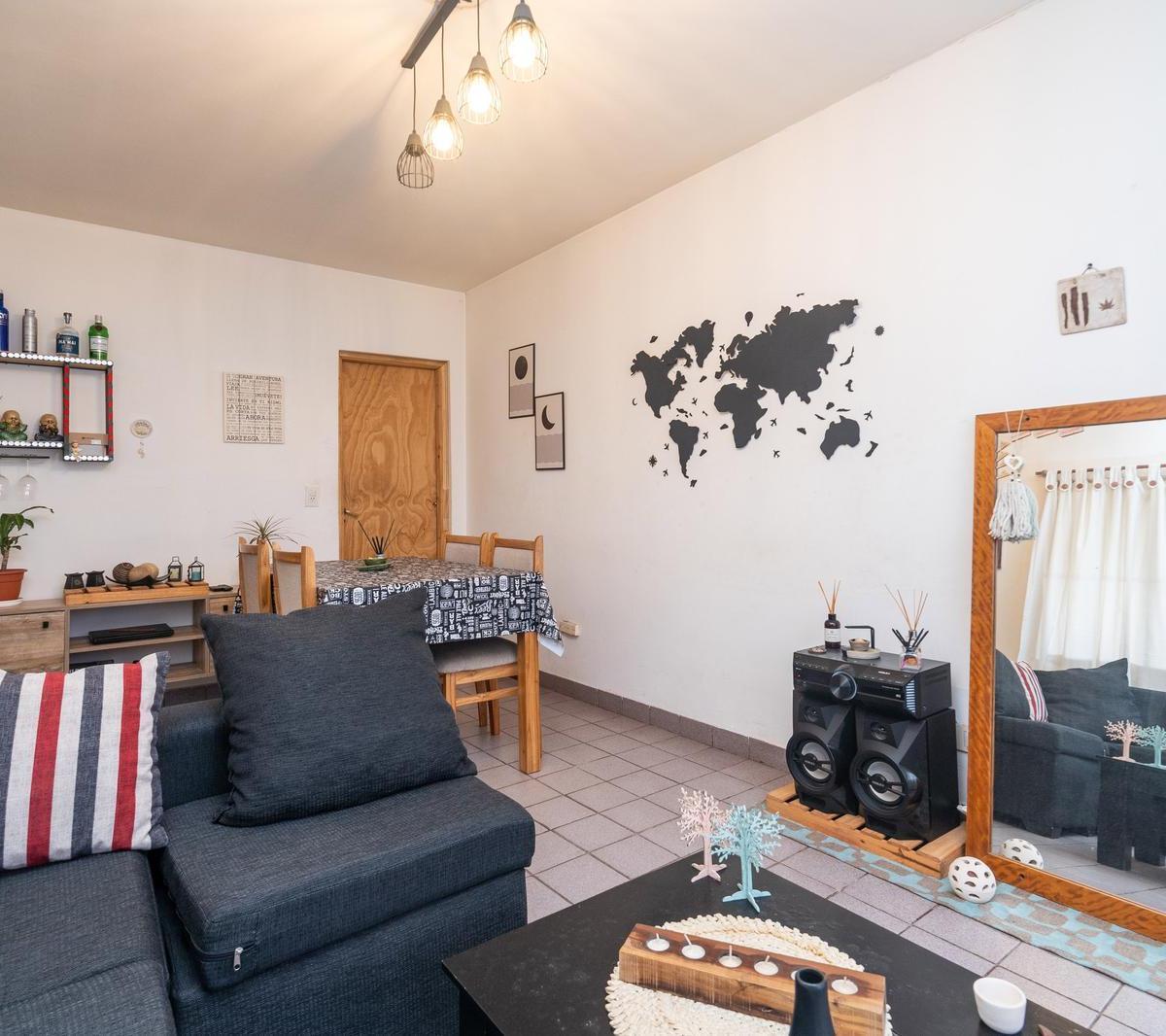 Venta Casa Cuatro Ambientes Cañuelas. Lote Propio con Pileta y Cochera 5