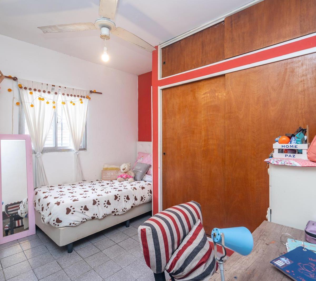 Venta Casa Cuatro Ambientes Cañuelas. Lote Propio con Pileta y Cochera 3