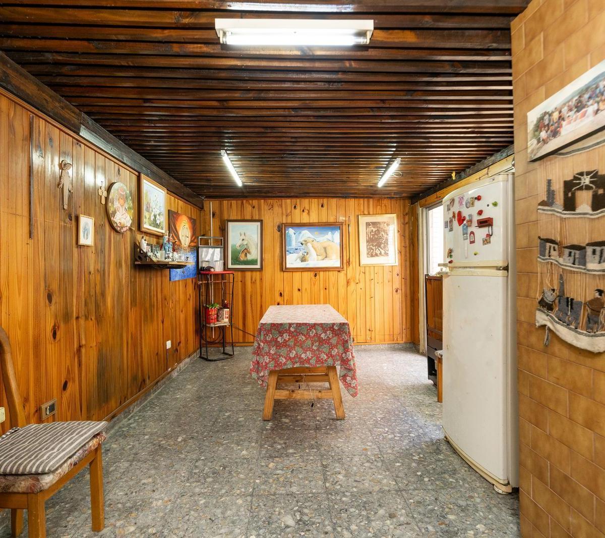 Venta Casa Cinco Ambientes en Flores. Dos Patios 5