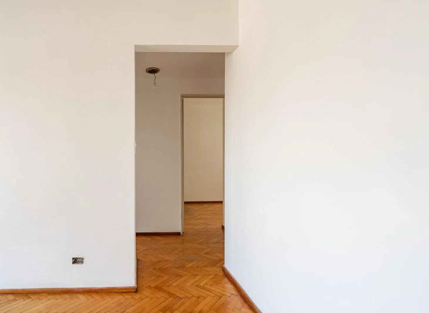 Departamento Tres Ambientes. Venta. Flores. Con Balcón 5