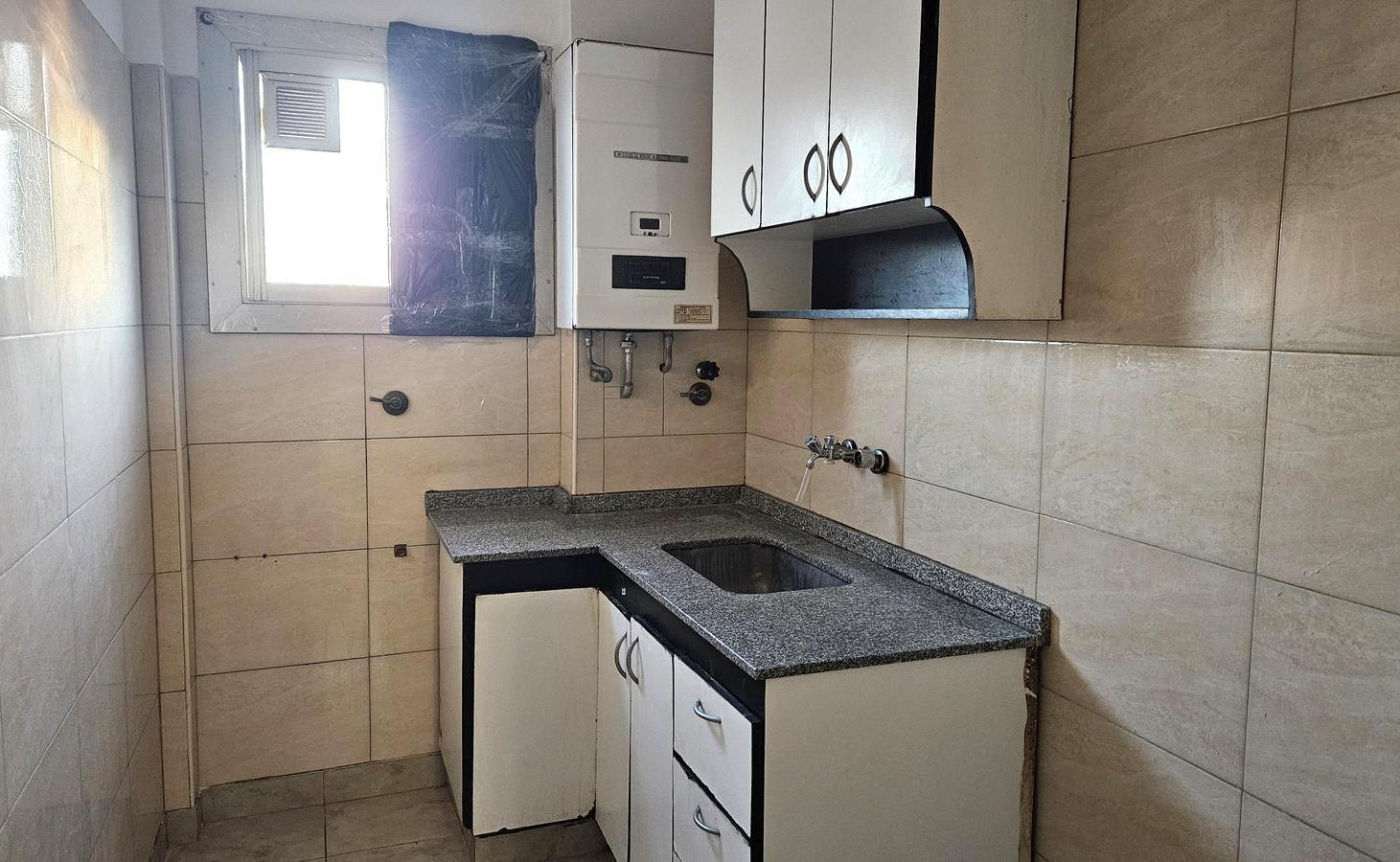 Foto de Alquiler en Almagro. Departamento tres ambientes. Luminoso, imagen 2