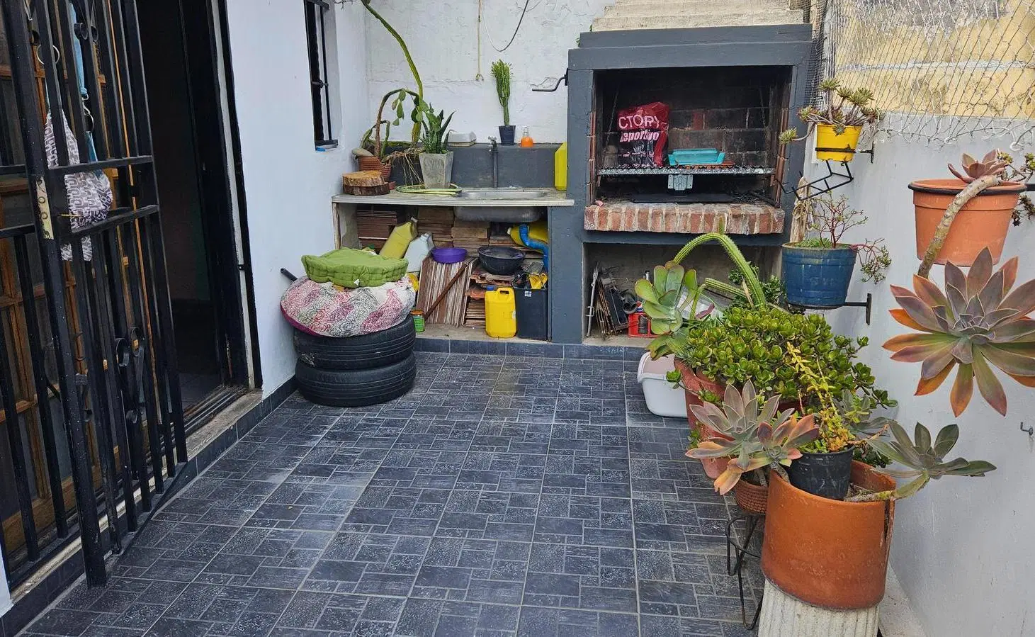 Venta PH Nueva Pompeya. Cuatro ambientes. Sin Expensas 3
