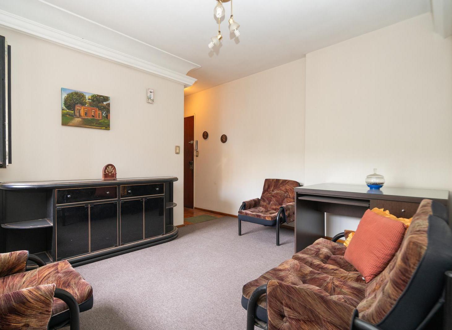 Foto de Venta Departamento Tres Ambientes en Caballito, imagen 1