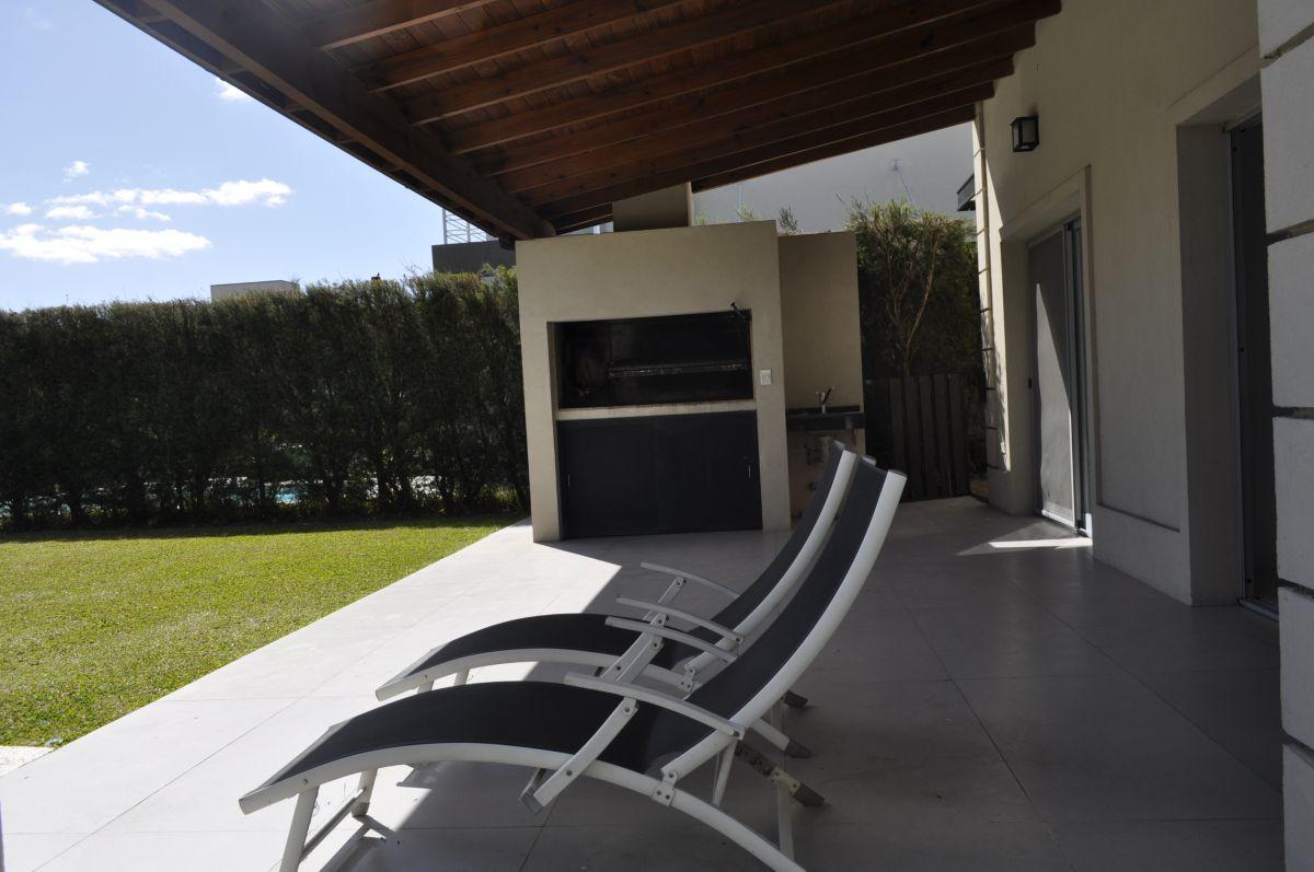 Foto de CASA EN VENTA BARRIO TIPAS, NORDELTA, imagen 1
