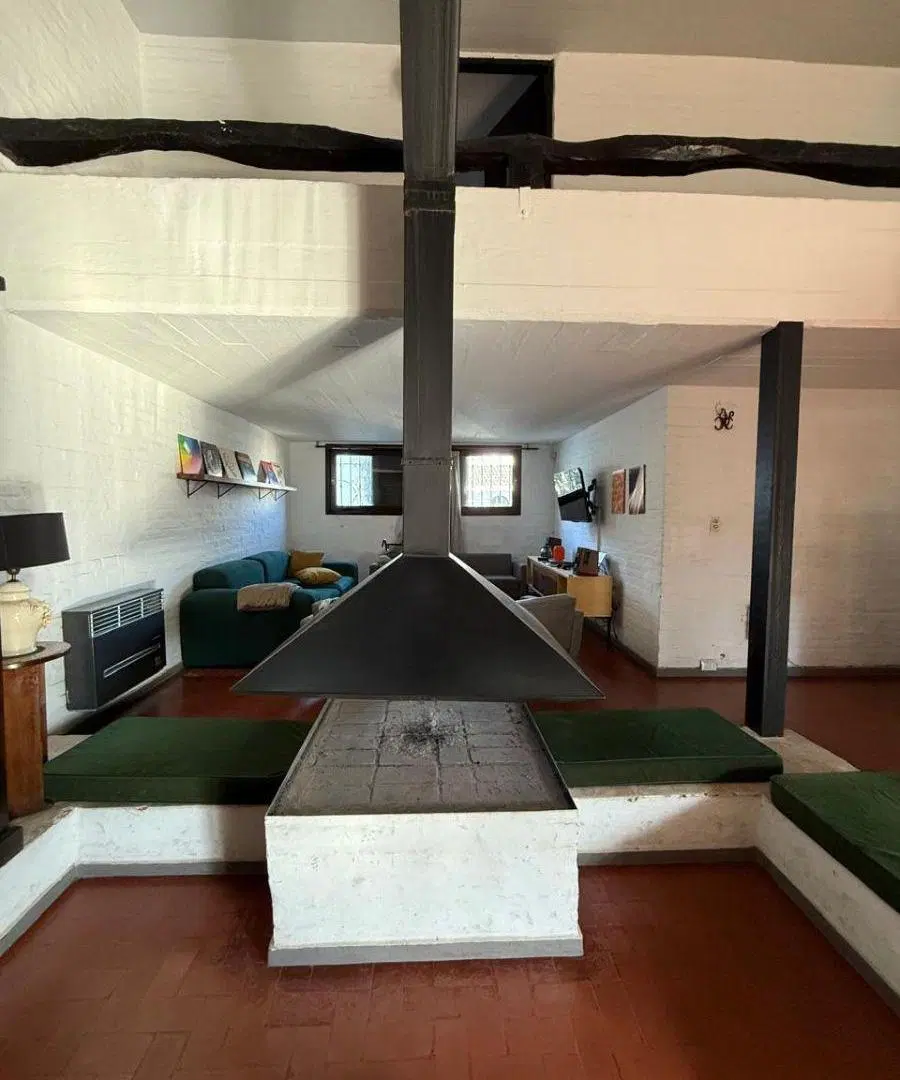 URCA-VENDO CASA SOBRE MENENDEZ PIDAL,OPORTUNIDAD 5