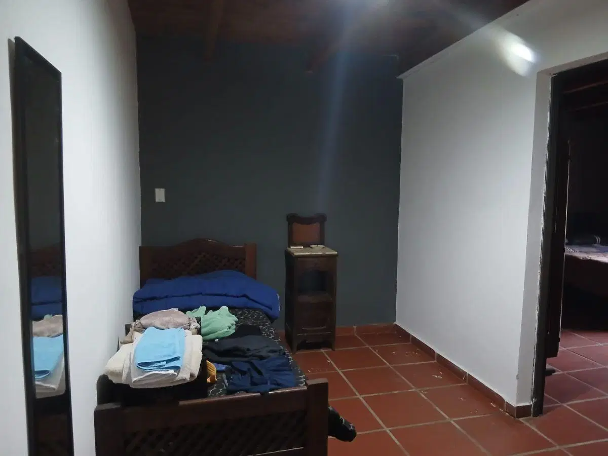 VILLA ALLENDE-VENDO CASA 1 PLANTA-TERRENO AMPLIO 2