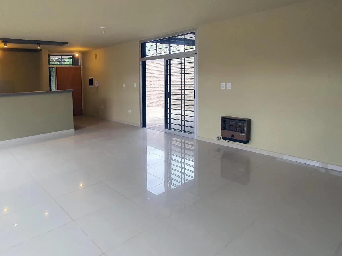 Foto de housing de 3 casas -vendo casa 2 dormit-impecable, imagen 1