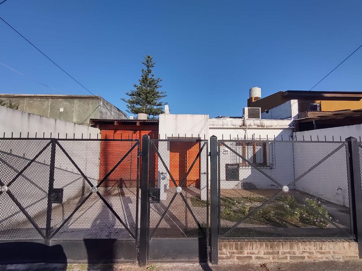 Casa en Venta | Av. 25 de Mayo N° 360, Escobar centro