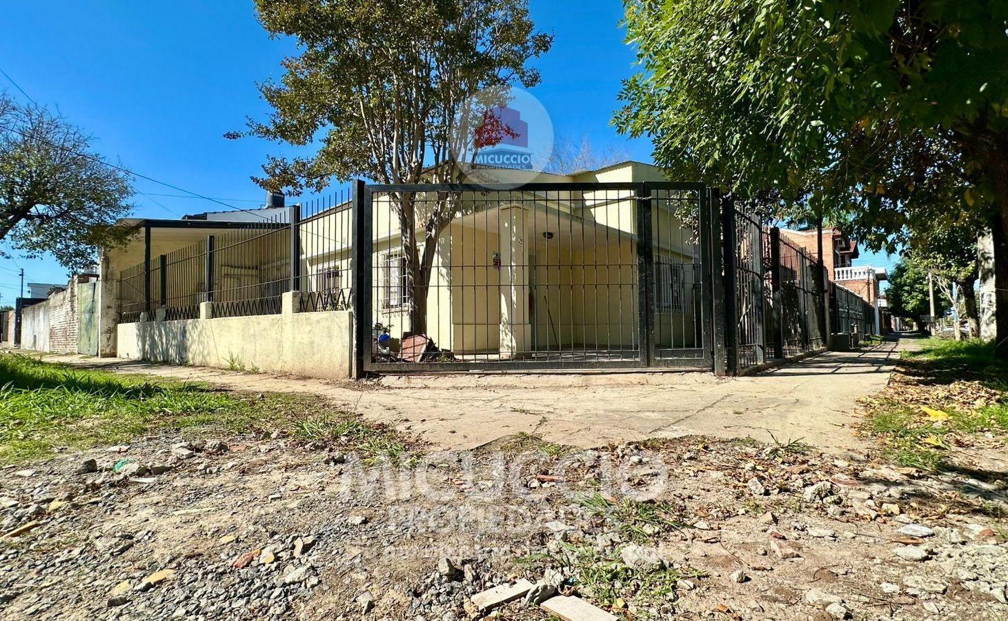 Foto de Casas en venta | Gral. Paz esq. Lauria | Escobar. IDEAL P/ RENTAS, imagen 5