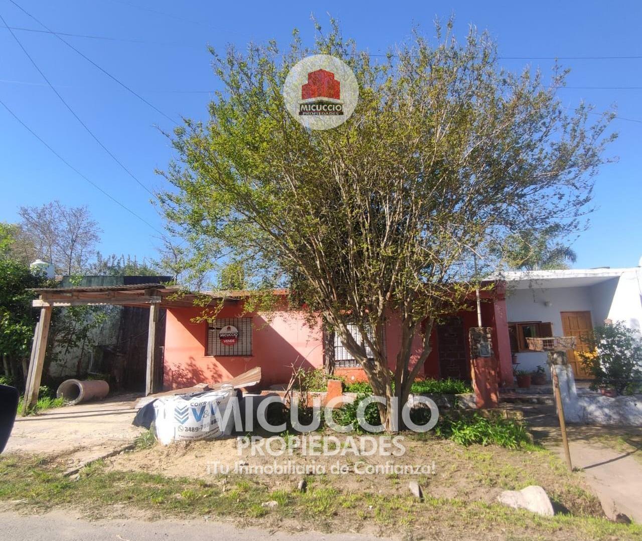Foto de Lote en venta con dos viviendas | Pellegrini N°309 entre Nardo y, imagen 2