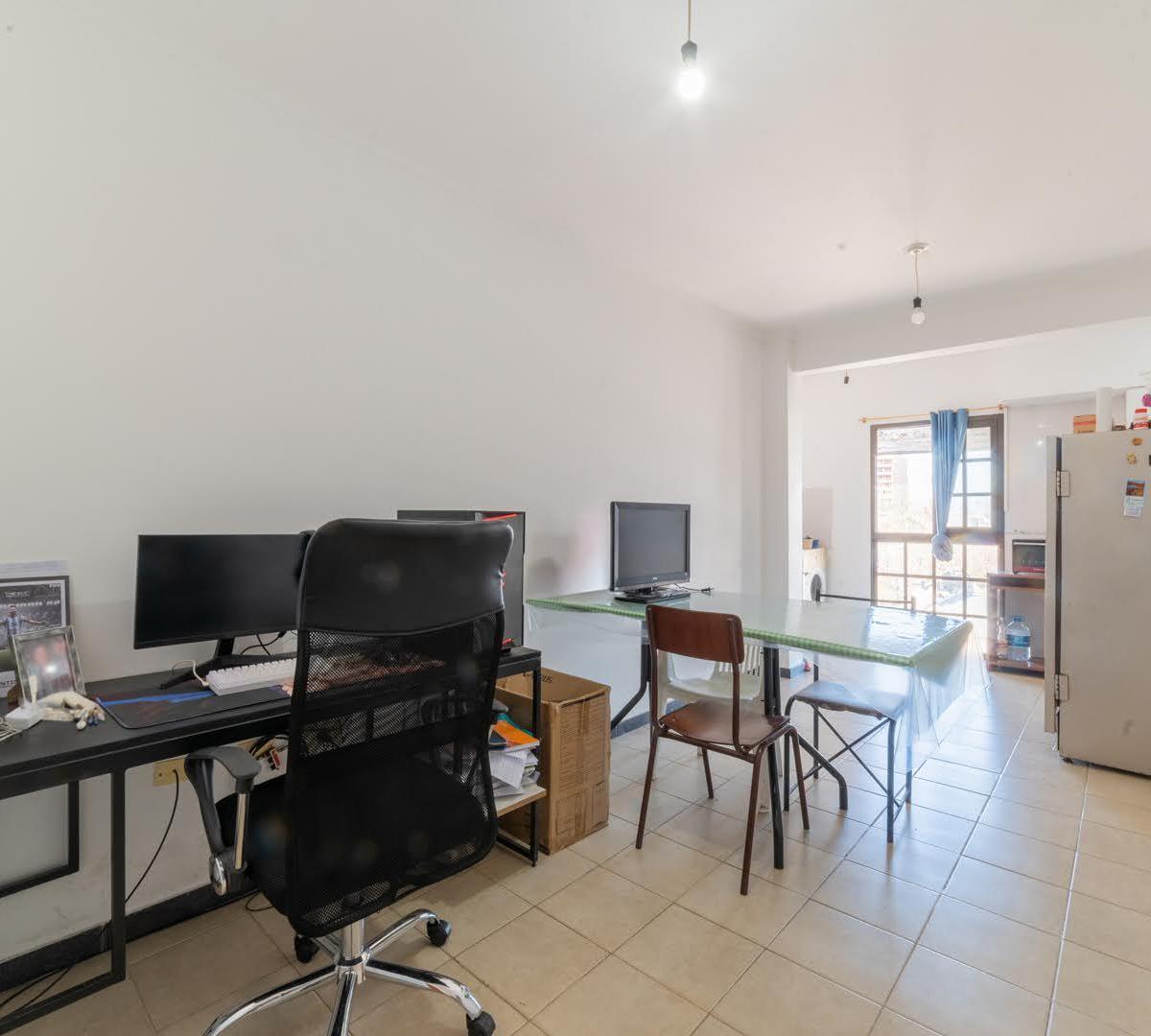 Excelente Zona Bº Candioti. Dpto con Cochera por Ascensor. Ideal Inversor. 1