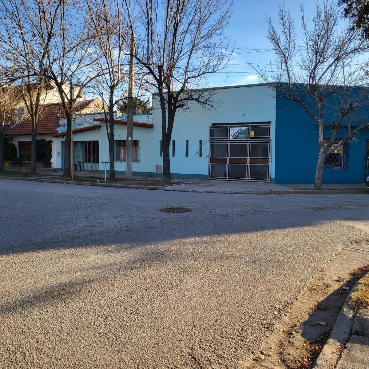 Casa y Local en Venta 2