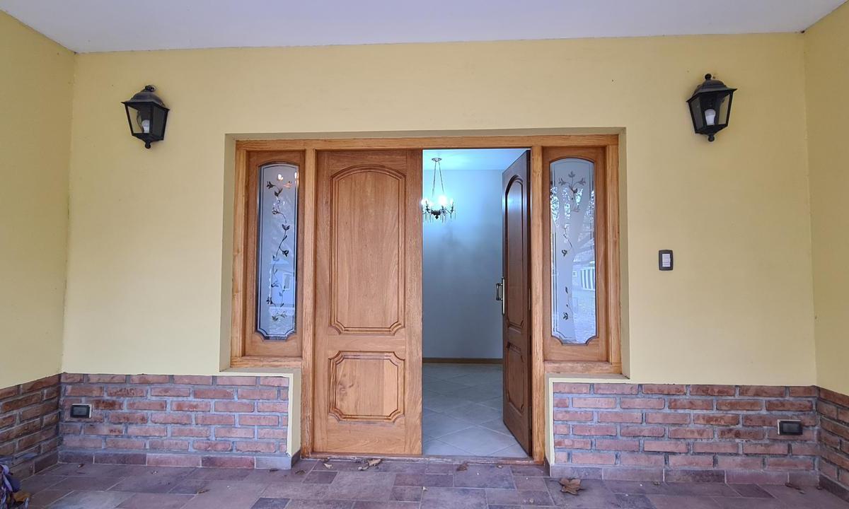 Casa en Jardines de Hilmar, Plottier 4