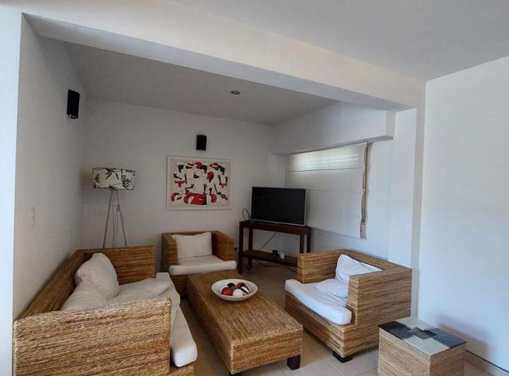 Departamento - Área Centro Este 3