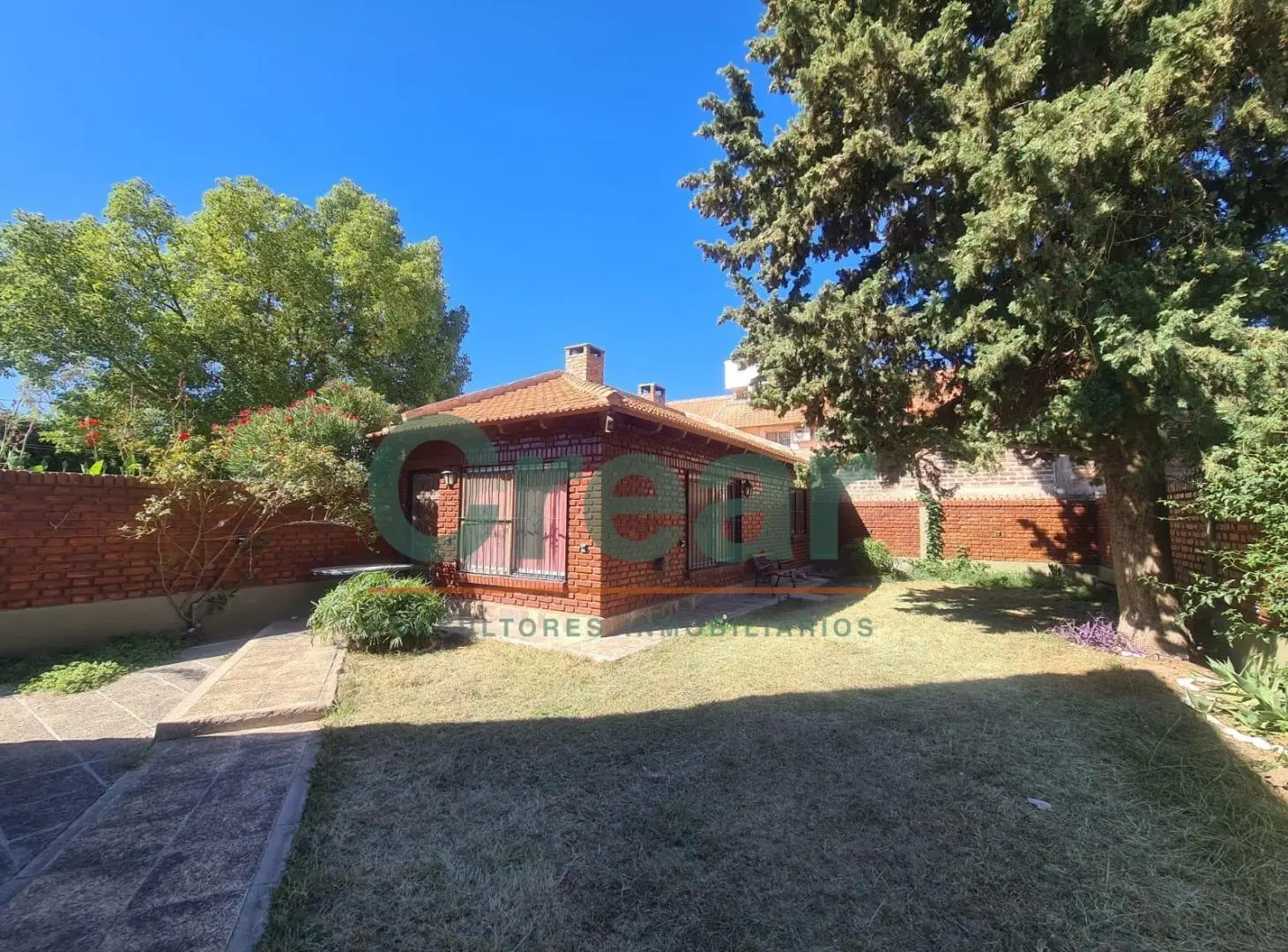 Casa en Barrio Jardin 4