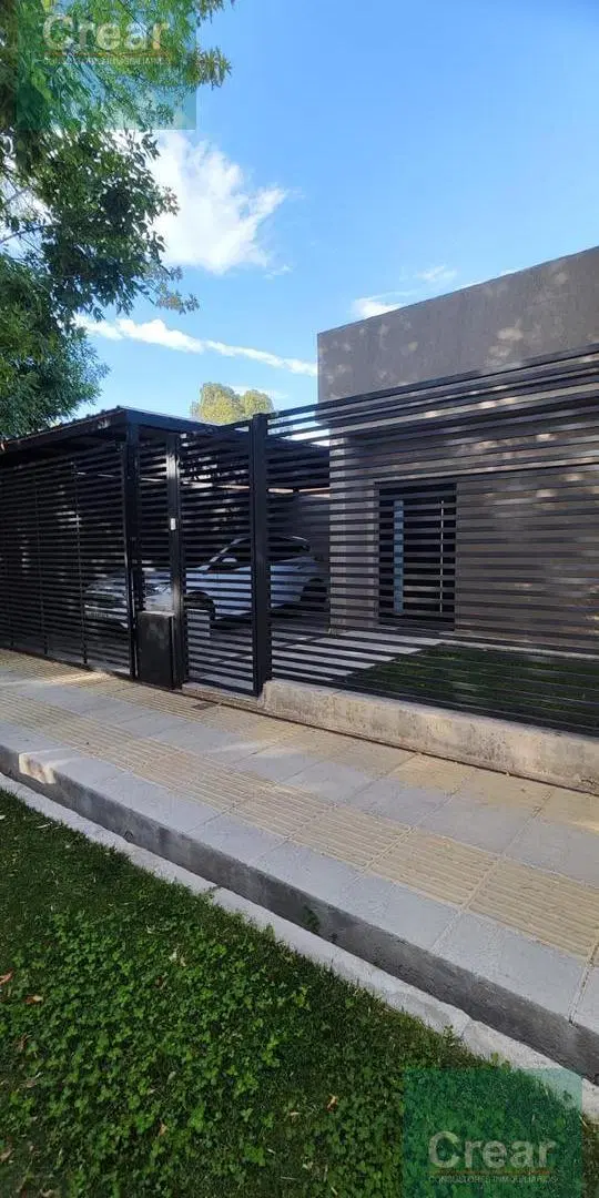 OPORTUNIDAD !! CASA EN VENTA " B° SALUD PUBLICA" 2