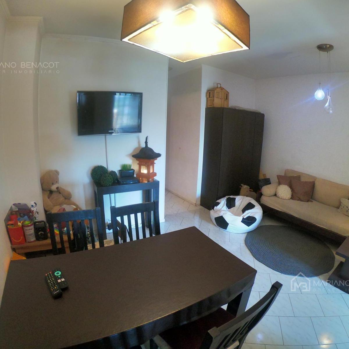 Departamento en Venta en Monte Castro 3