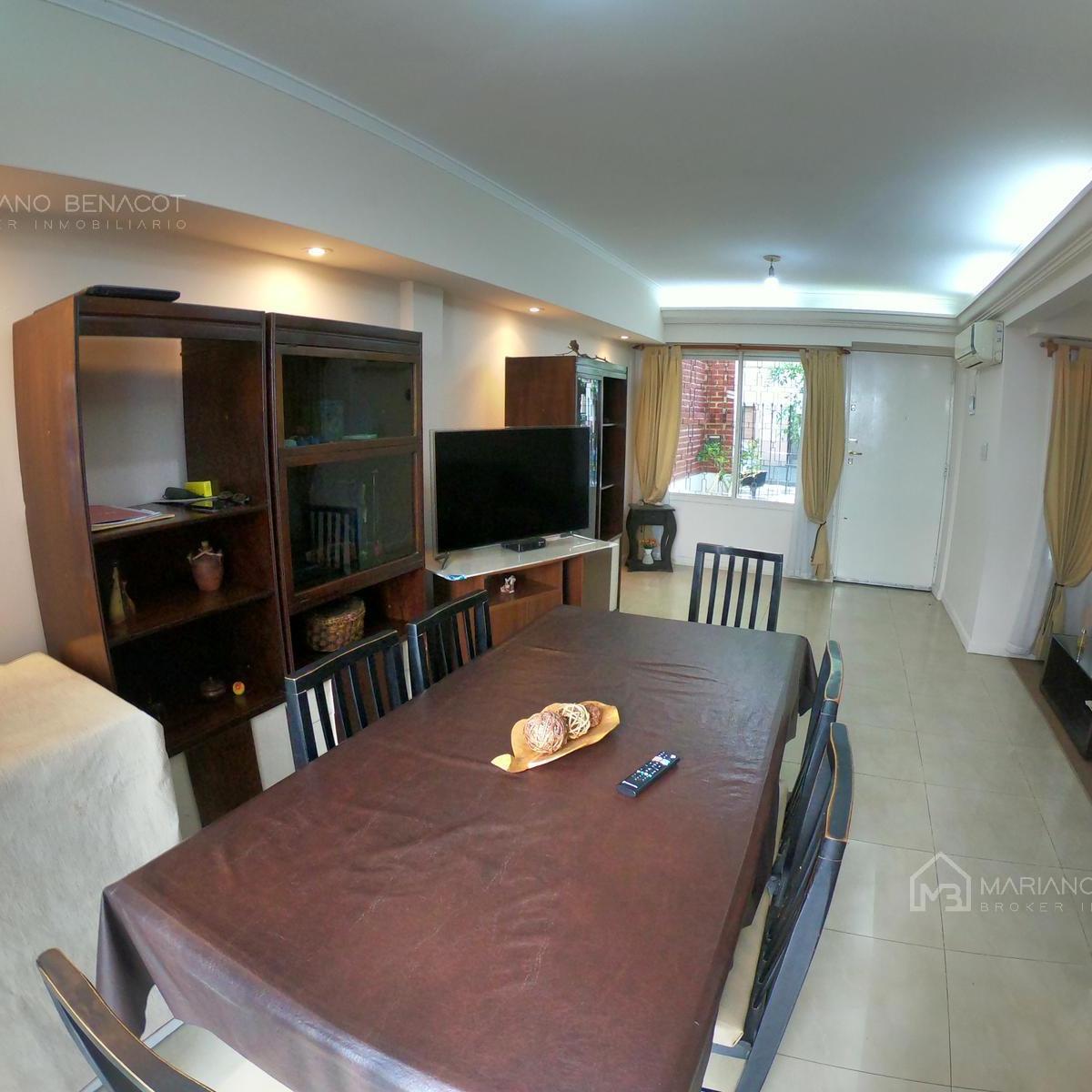 Triplex 4 Amb + Dependencia de Servicio + Cochera + Patio + Terraza 3