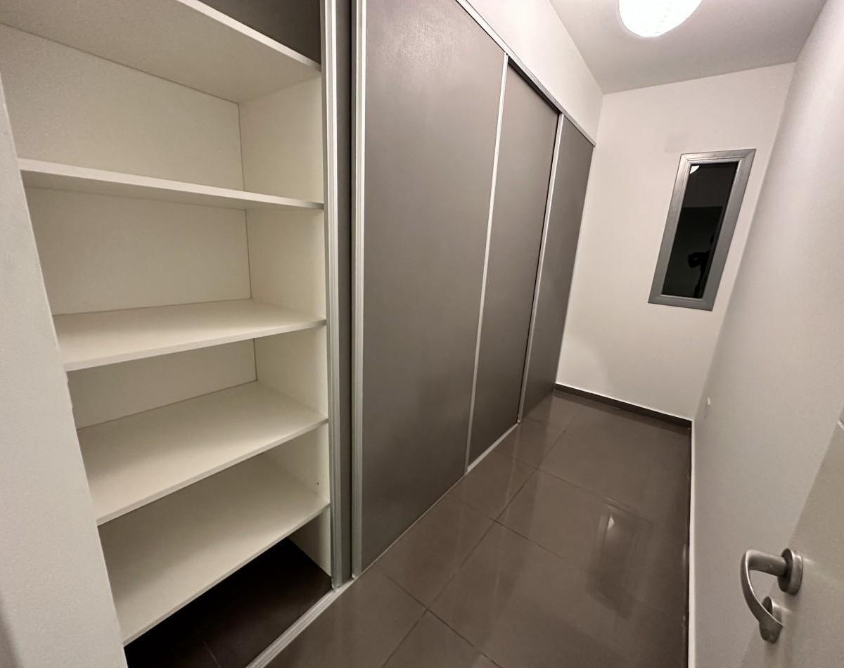 Duplex de 3 Dorm y 2 Baños, en Housing Cerrado 2