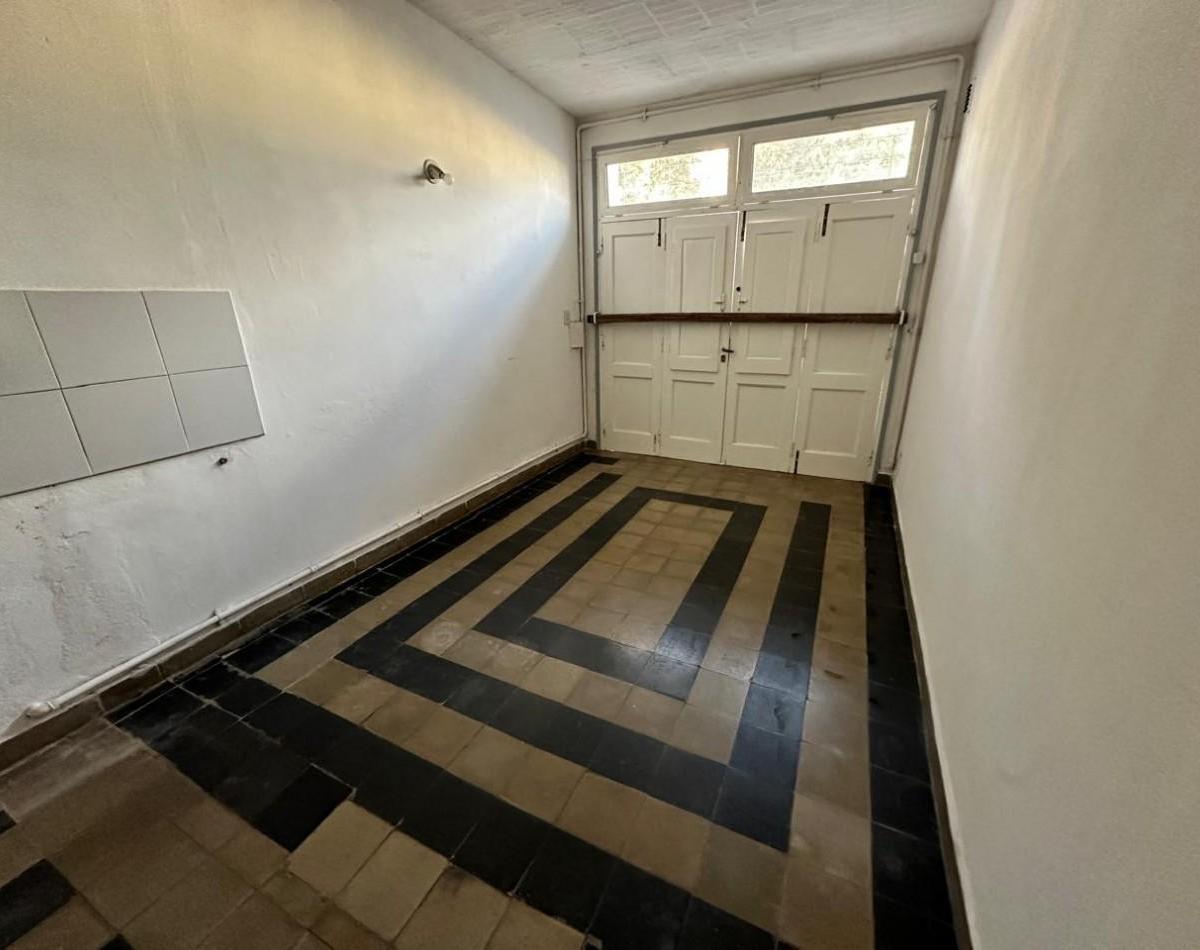 Hermosa casa de 3 dormitorios, con patio y cochera. APTA CREDITO