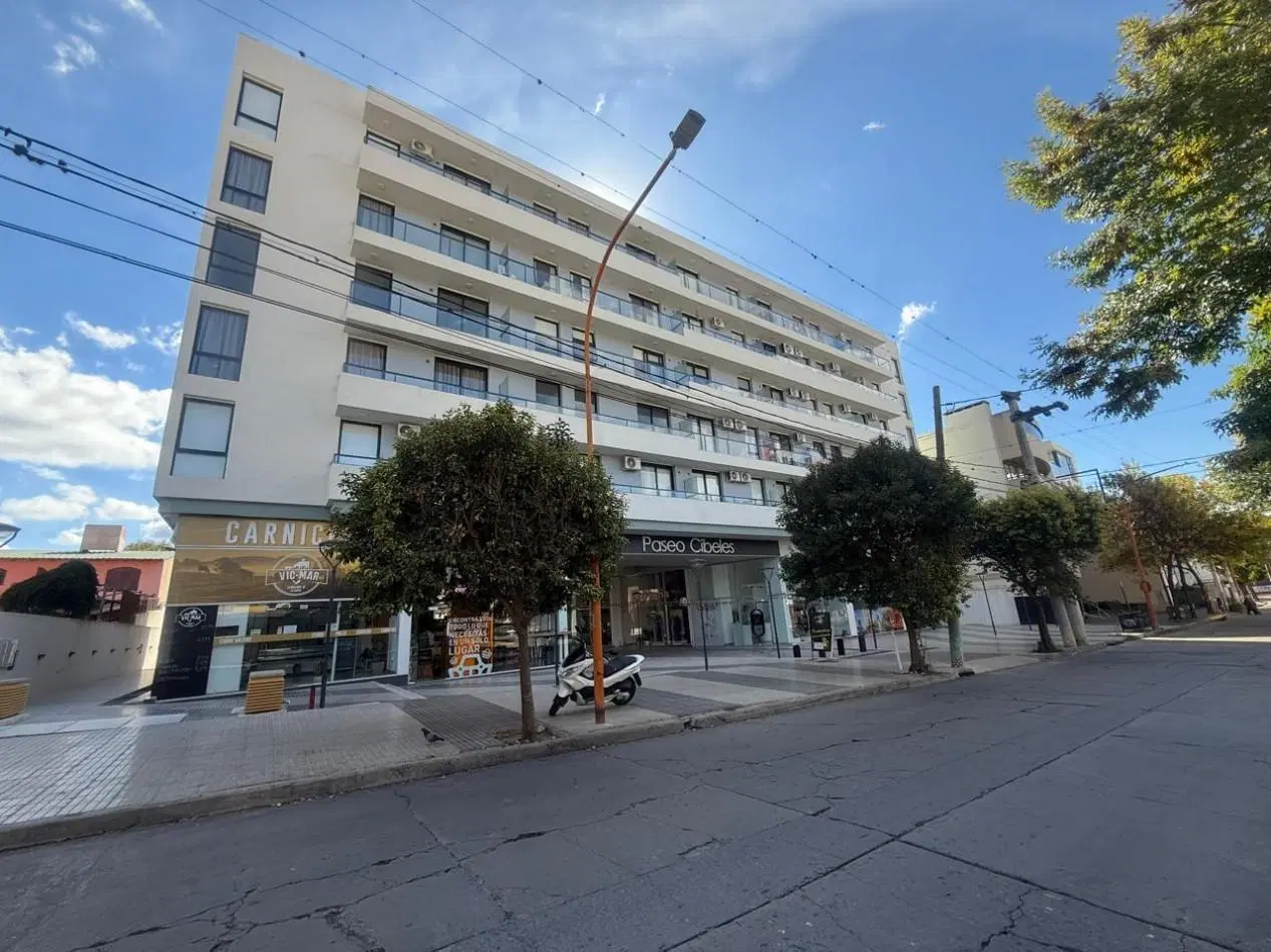 Oportunidad! Cochera en pleno centro. Edificio Cibeles 3