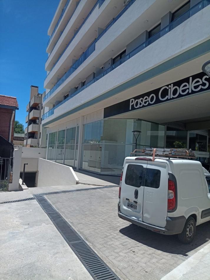 Foto de Oportunidad! Cochera en pleno centro. Edificio Cibeles, imagen 2