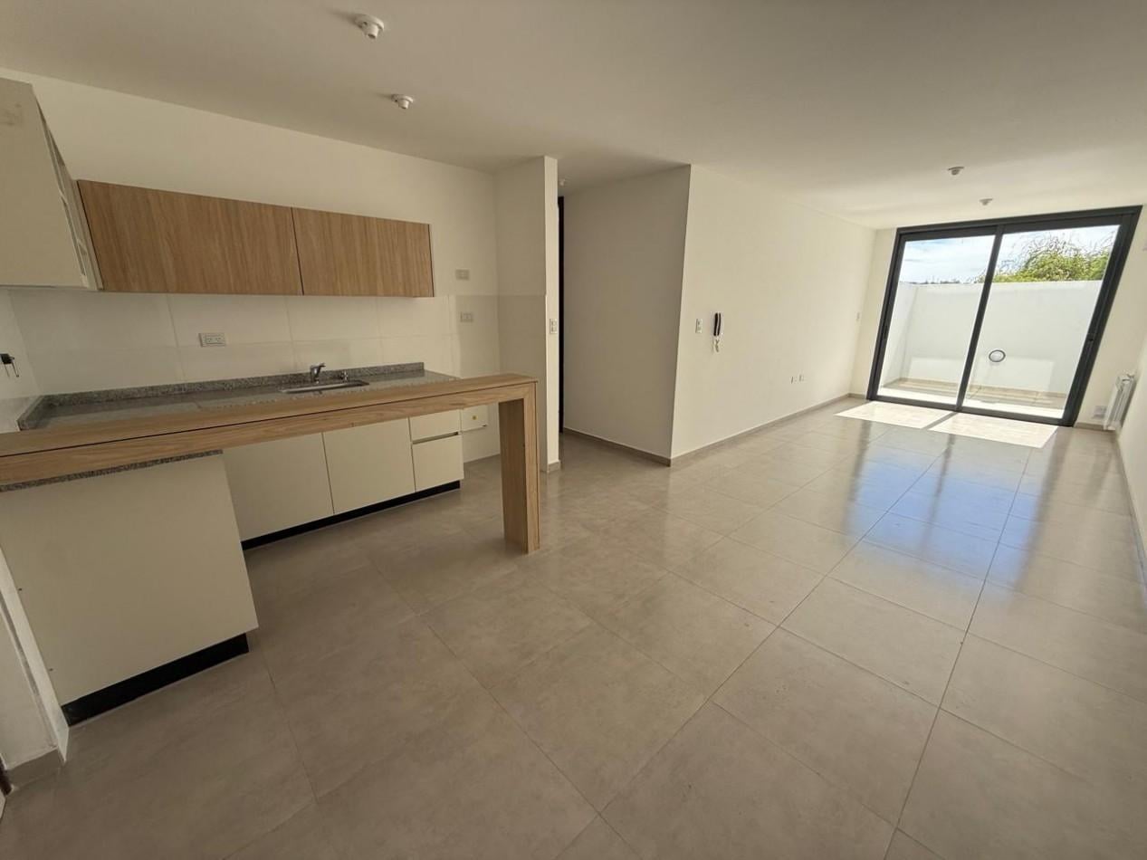 Foto de Departamento a estrenar, 1 dormitorio y patio, imagen 2