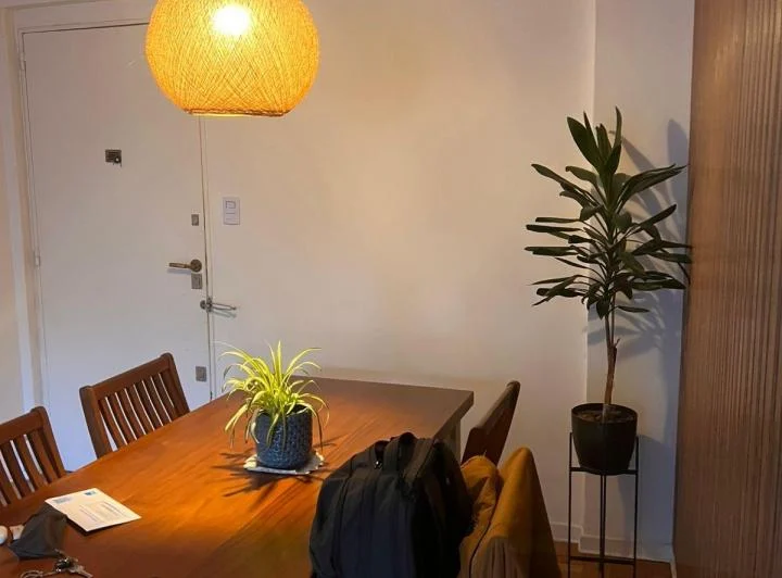 Hermoso departamento en alquiler. Muy luminoso. Séptimo piso al frente.Reciclado 2
