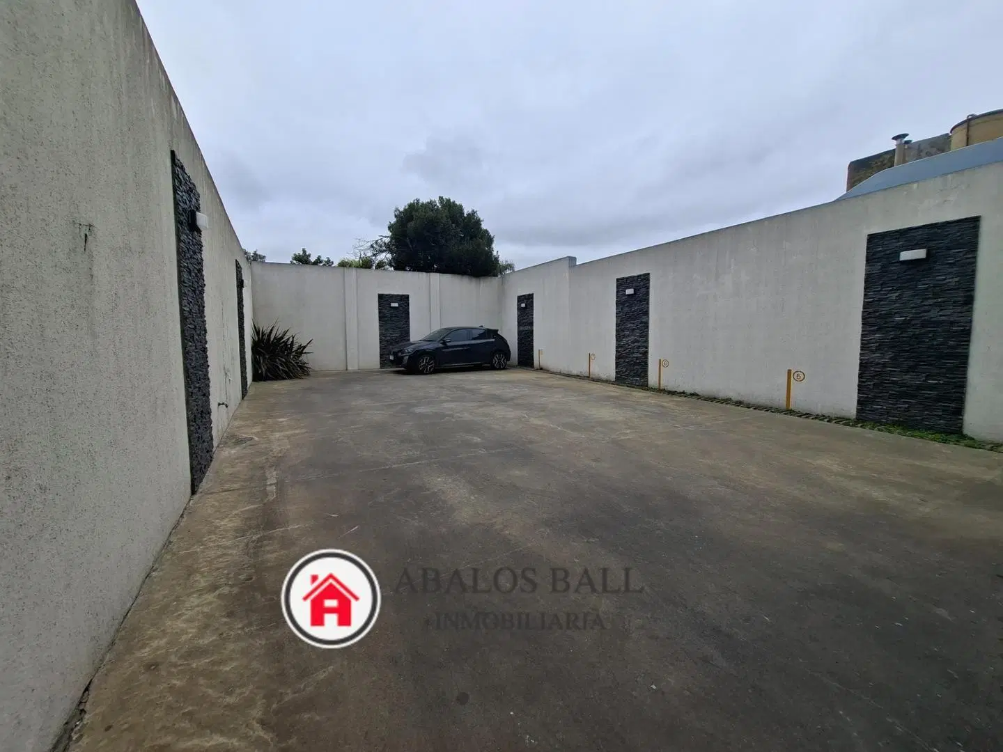VENTA DEPTO MONOAMBIENTE AMPLIO EN LANUS OESTE 5