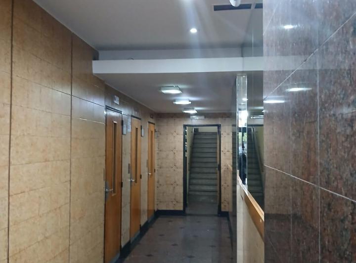 Monoambiente reciclado en excelente estado – Corrientes y Pasteur 2