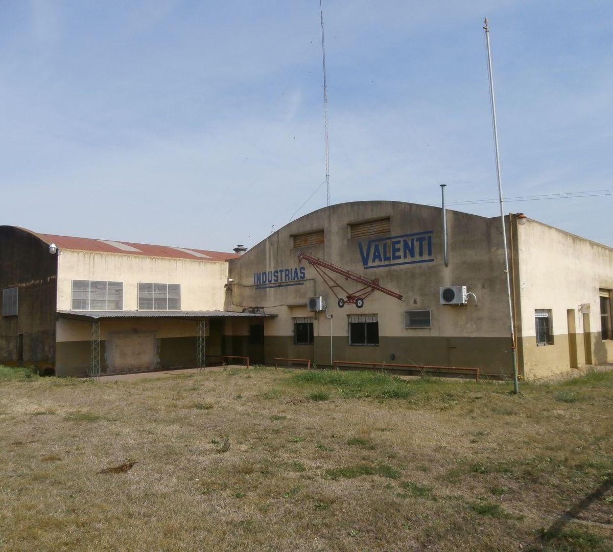 Venta o Alquiler de Amplio Galpón 1