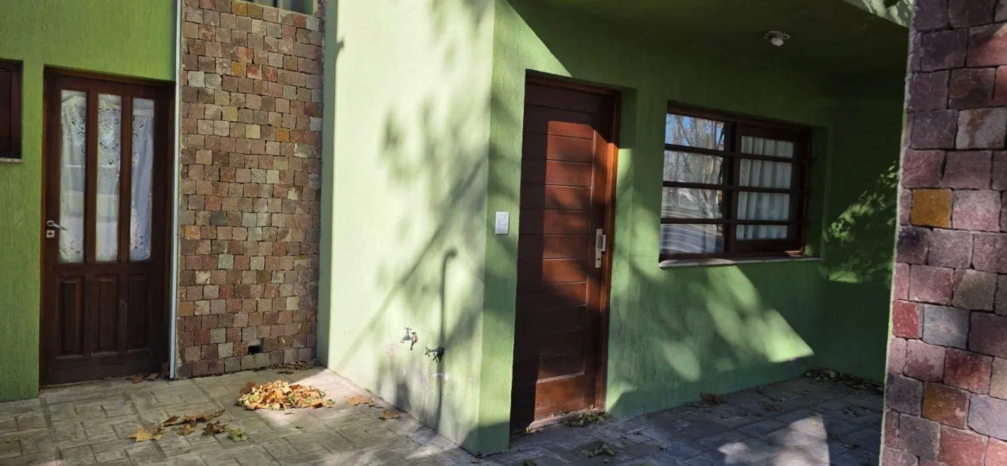 Casa 3 dormitorios. | Compaire 1