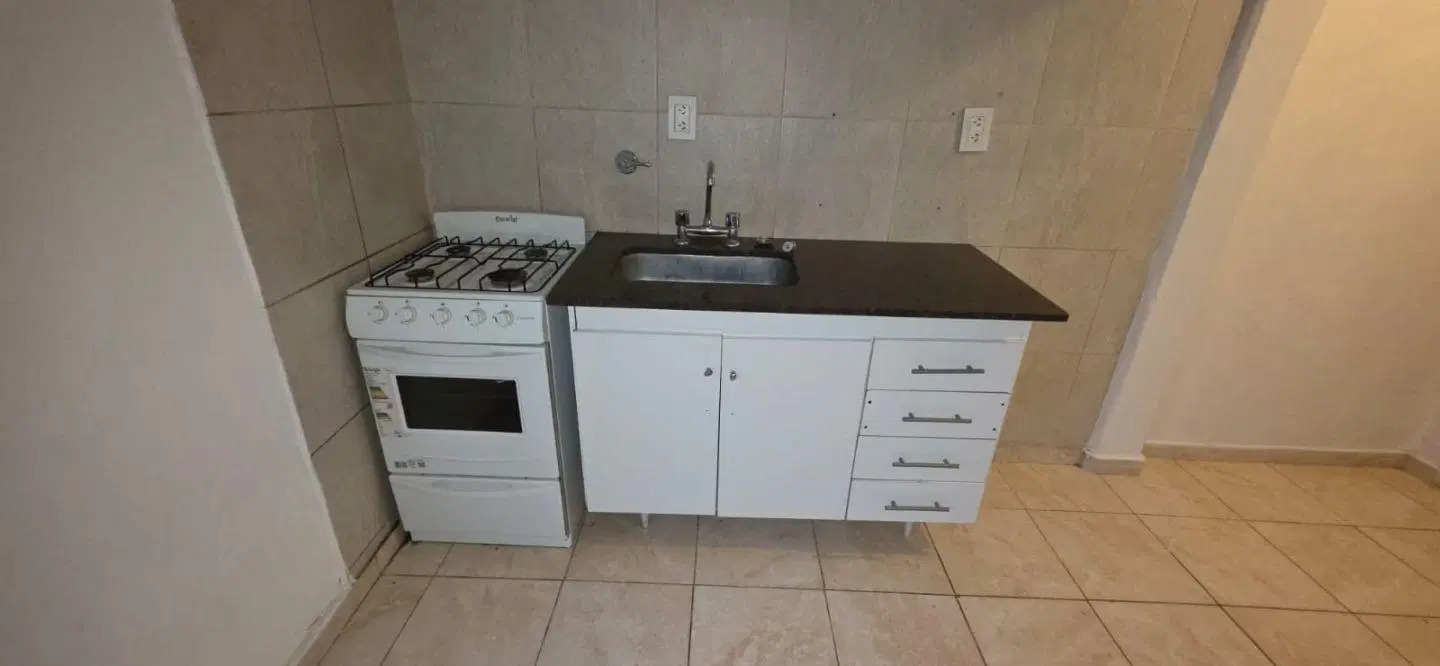 Departamento 0 ambientes 1 dormitorios. | Santiago del Estero al 100 5