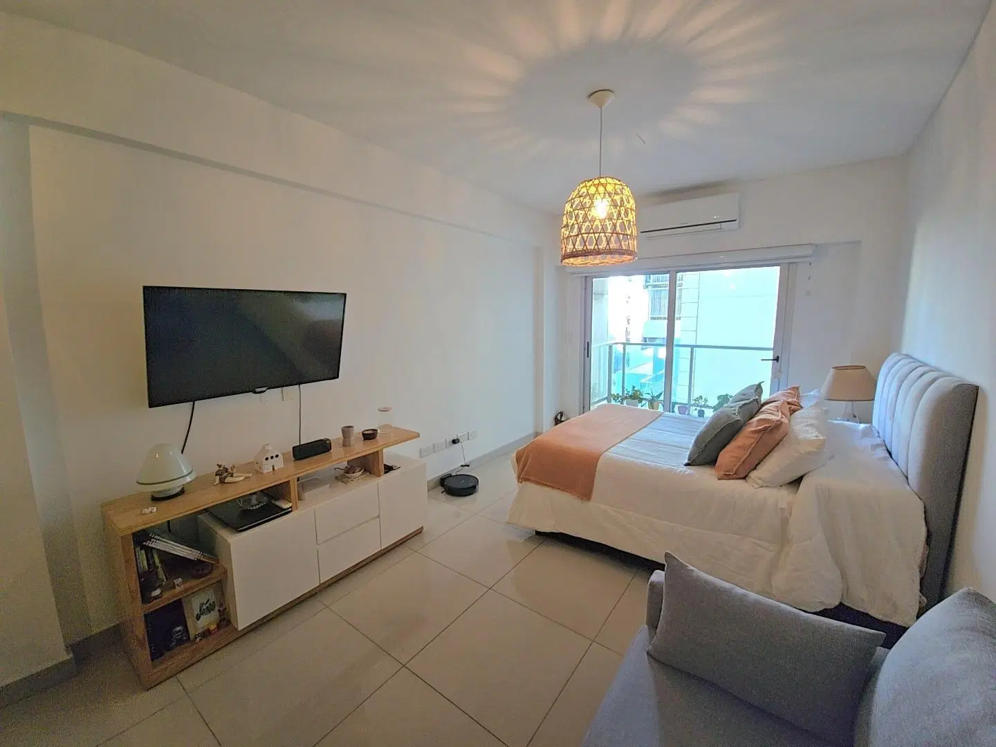 Excelente Monoambiente Premium en Edificio Sky 5