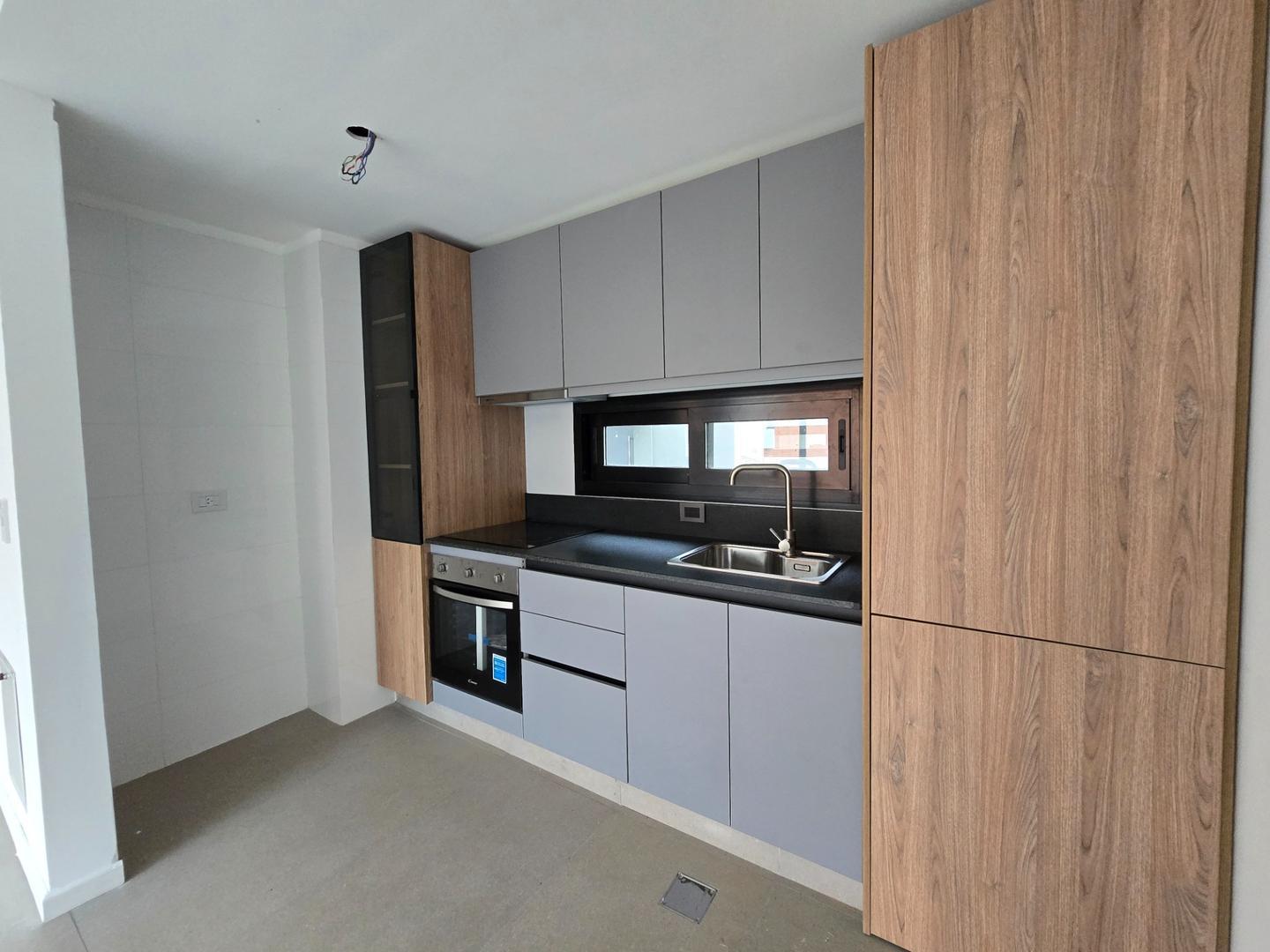 Foto de Estreno Exclusivo de 2 Ambientes con 2 Cocheras en San Isidr, imagen 1