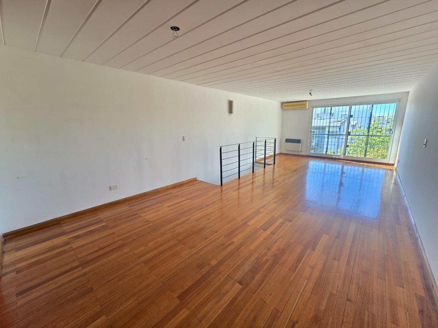 Foto de Departamento 2 amb duplex - cochera, imagen 2